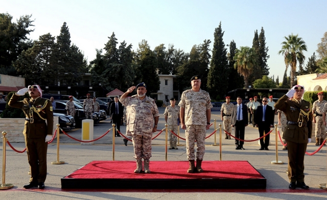 الأردن وقطر يبحثان التعاون العسكري 