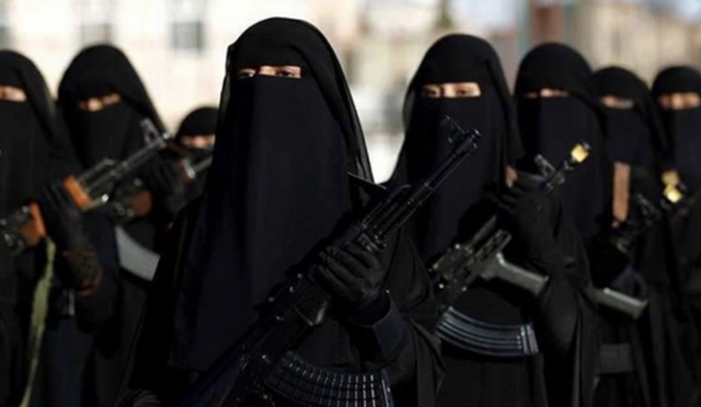 دراسة: نساء داعش "قنابل موقوتة".. وليس "عرائس"