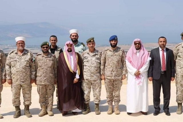 الحموري يستقبل وفدا من الشؤون الدينية للقوات المسلحه السعودية .. صور