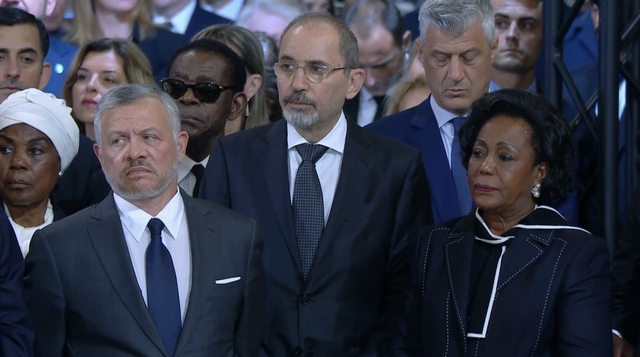 الملك يحضر مراسم جنازة الرئيس الفرنسي الأسبق جاك شيراك