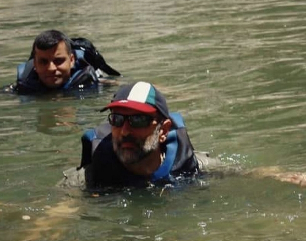 الرزاز يبحث عن "حوت التهريب" 