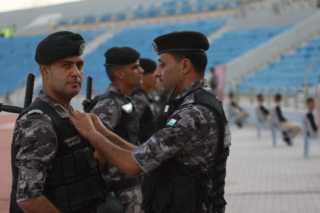 الحواتمة يشكر منتسبي الدرك .. صور