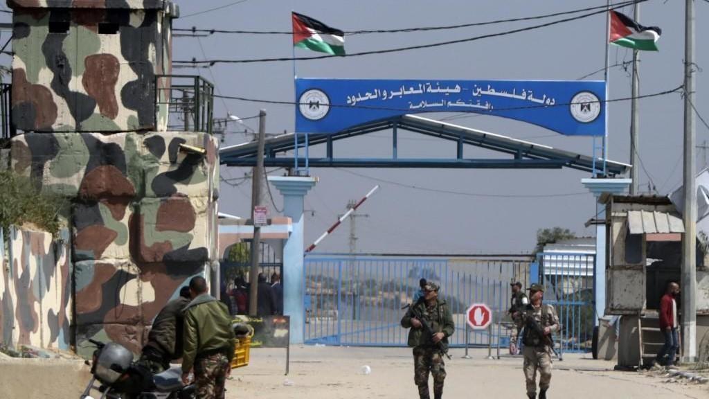 الاحتلال يعيد فتح معابره مع قطاع غزة