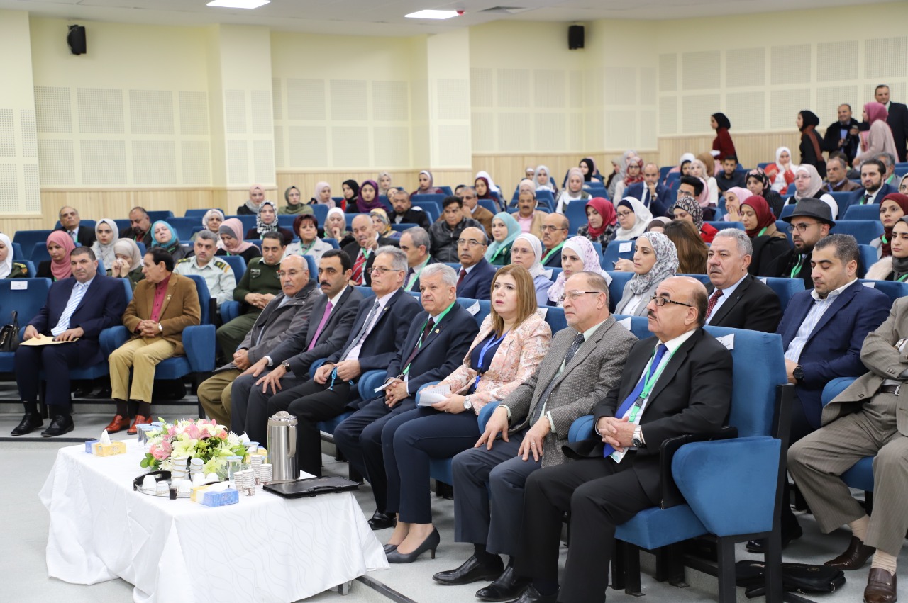 رئيس اليرموك يفتتح مؤتمر "نحو تعليم صيدلاني متقدم" .. صور