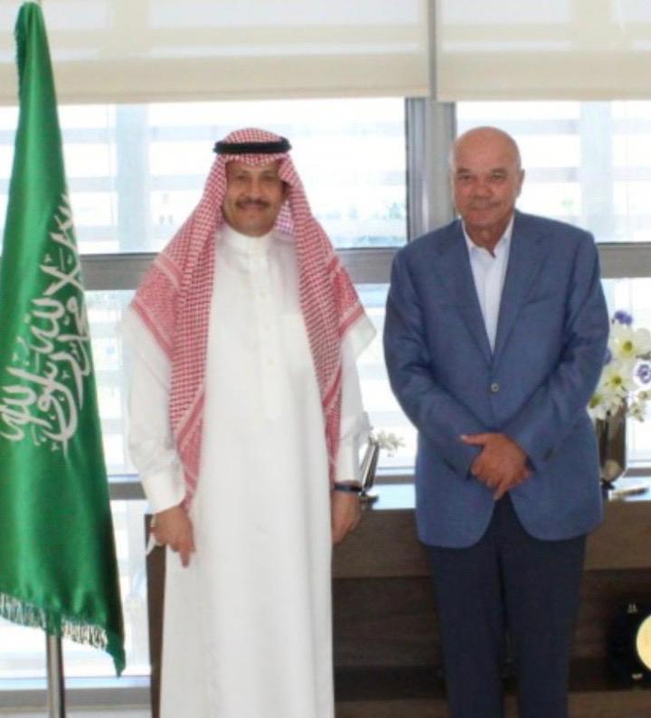 سفير المملكة لدى الأردن يلتقي رئيس مجلس الأعيان الأردني
