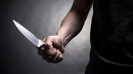 مضطرب نفسي يطعن 5 اشخاص في مستشفى جرش