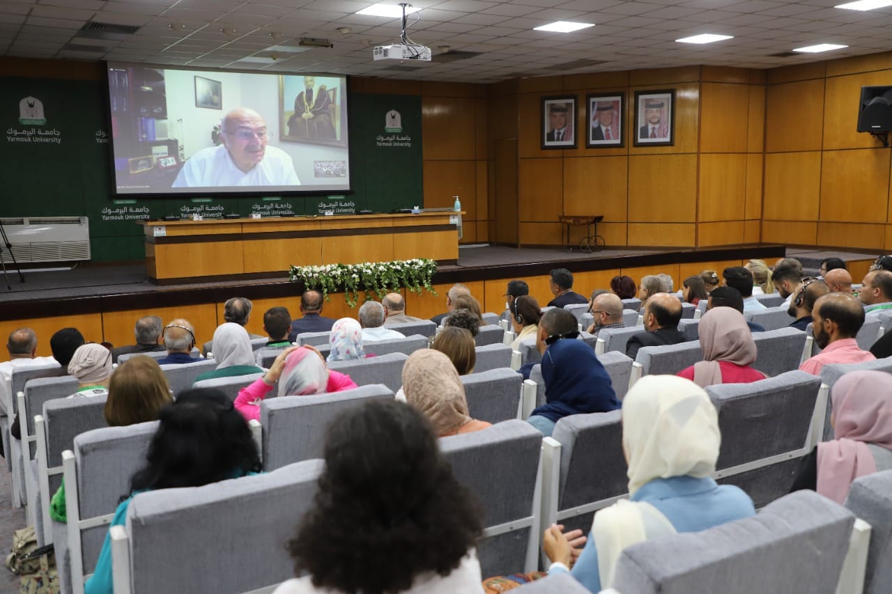 الأمير الحسن بن طلال يشارك في الجلسة الختامية للمؤتمر الدولي الخامس عشر(تاريخ وآثار الأردن) الذي عقد في جامعة اليرموك 