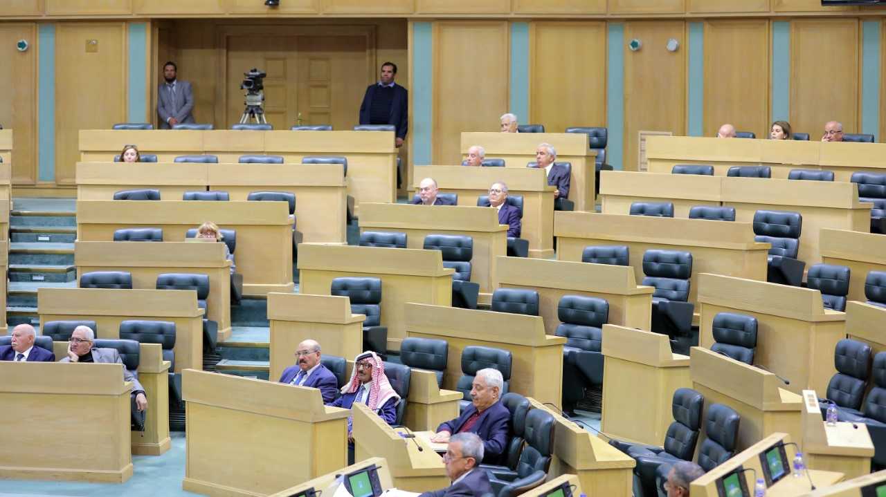 الأعيان يقر معدل الضمان الاجتماعي كما ورد من النواب