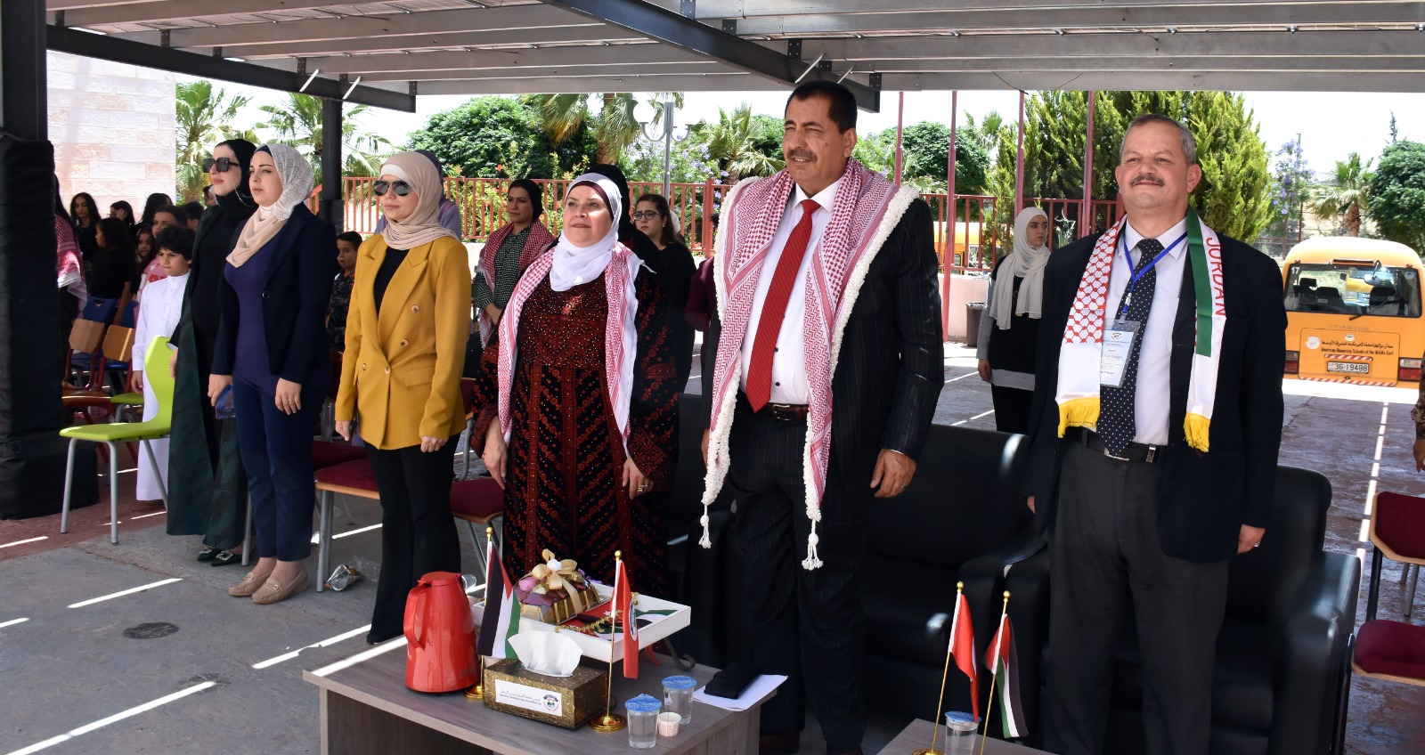 برعاية المراشده .. مدارس الجامعة الأمريكية تحتفي بعيد الاستقلال وبزفاف ولي العهد .. شاهد الصور