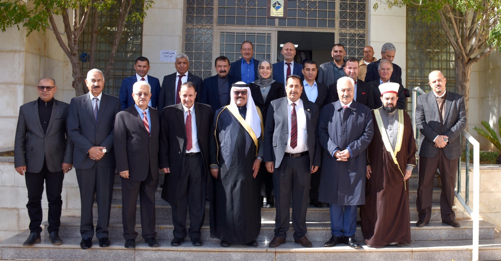 المراشده يرعى في جدارا ندوة حول دور الملك في مساندة الأهل بغزة .. والمنتدون يرفعون بيان تأييد للملك