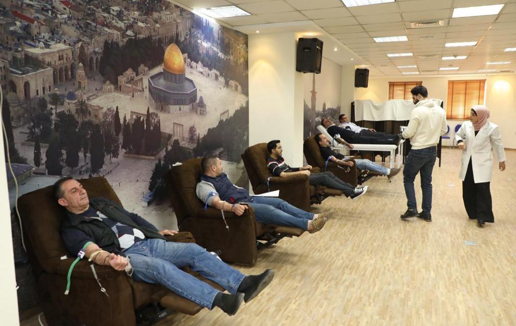 تجارة عمان تنظم حملة للتبرع بالدم لغزة