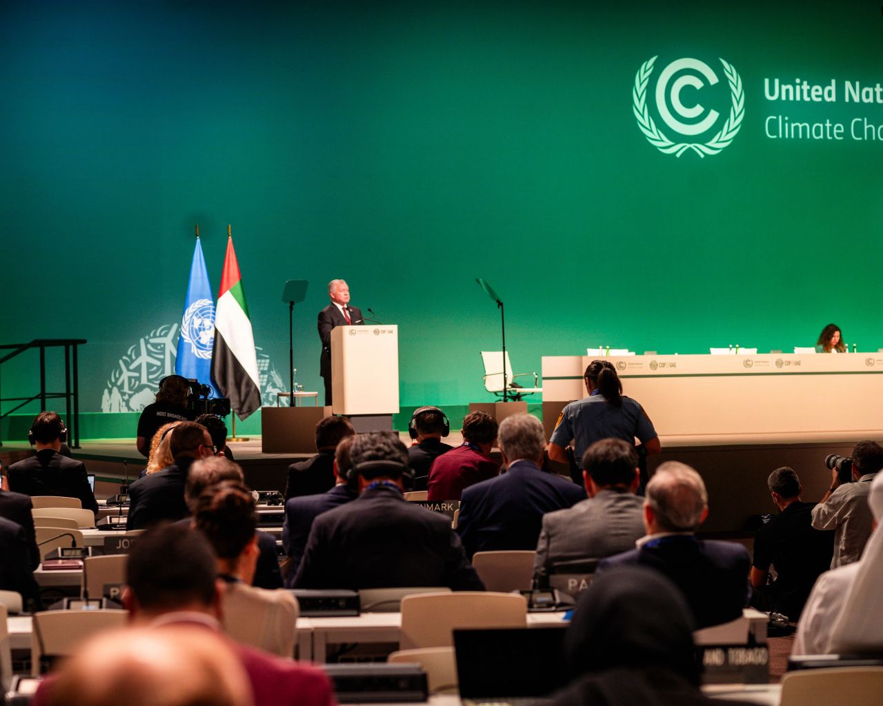 الملك يلقي كلمة في مؤتمر الأمم المتحدة لتغير المناخ بالإمارات
