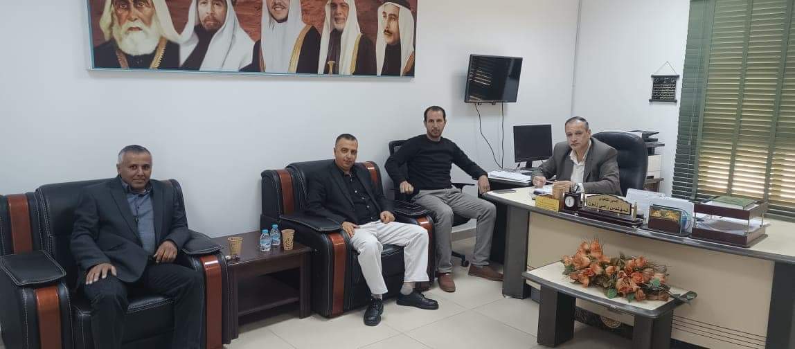 بحث سبل التعاون بين بلدية الطفيلة ومعاهد التدريب المهني