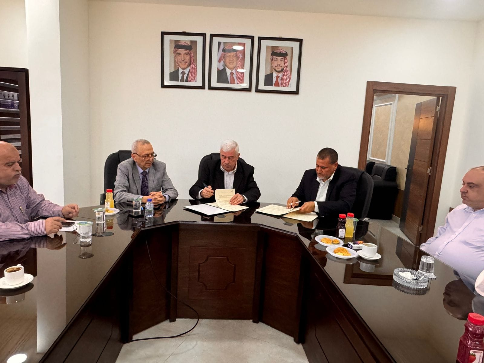 مذكرة تفاهم بين بلدية بني عبيد و"التعاونية لتدوير النفايات"