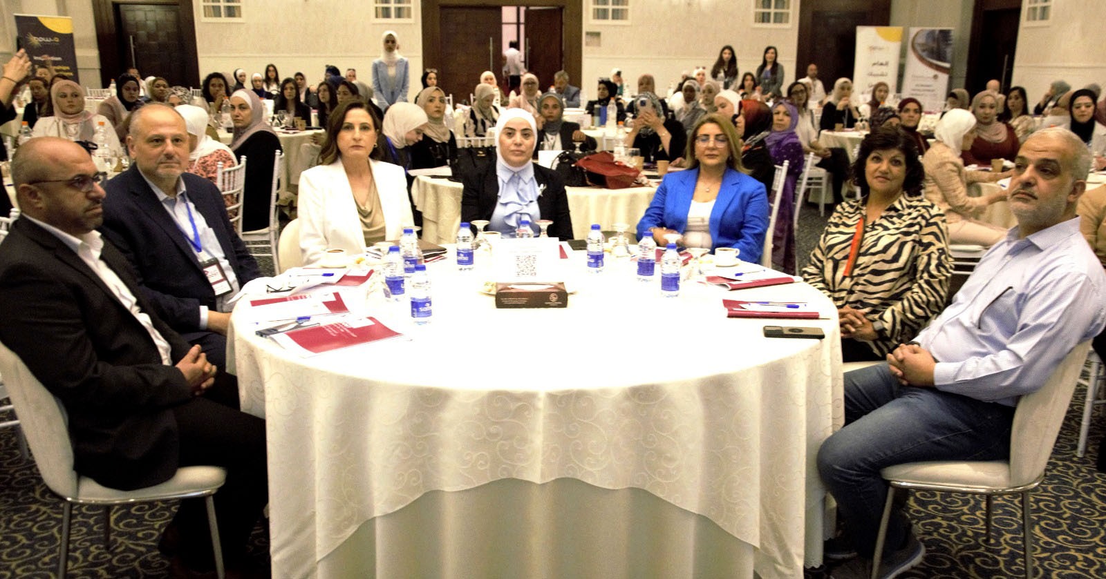 وزيرة التنمية تُطلق مبادرة تمويل رائدات الأعمال في معسكر "عززي" التدريبي