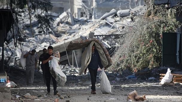 عمليات الإخلاء الجماعي في غزة تحول دون البقاء على قيد الحياة وتعوق العمليات الإنسانية بشدة