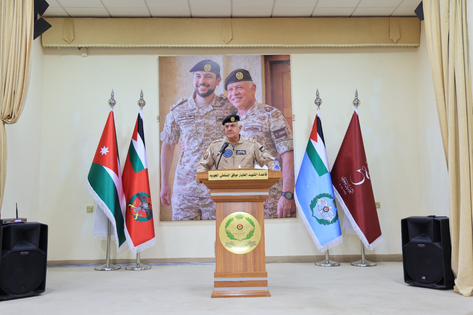 رئيس هيئة الأركان: تزويد سلاح الجو الملكي بأحدث الطائرات والأجهزة والمعدات التي تمكنه من الدفاع عن سماء المملكة
