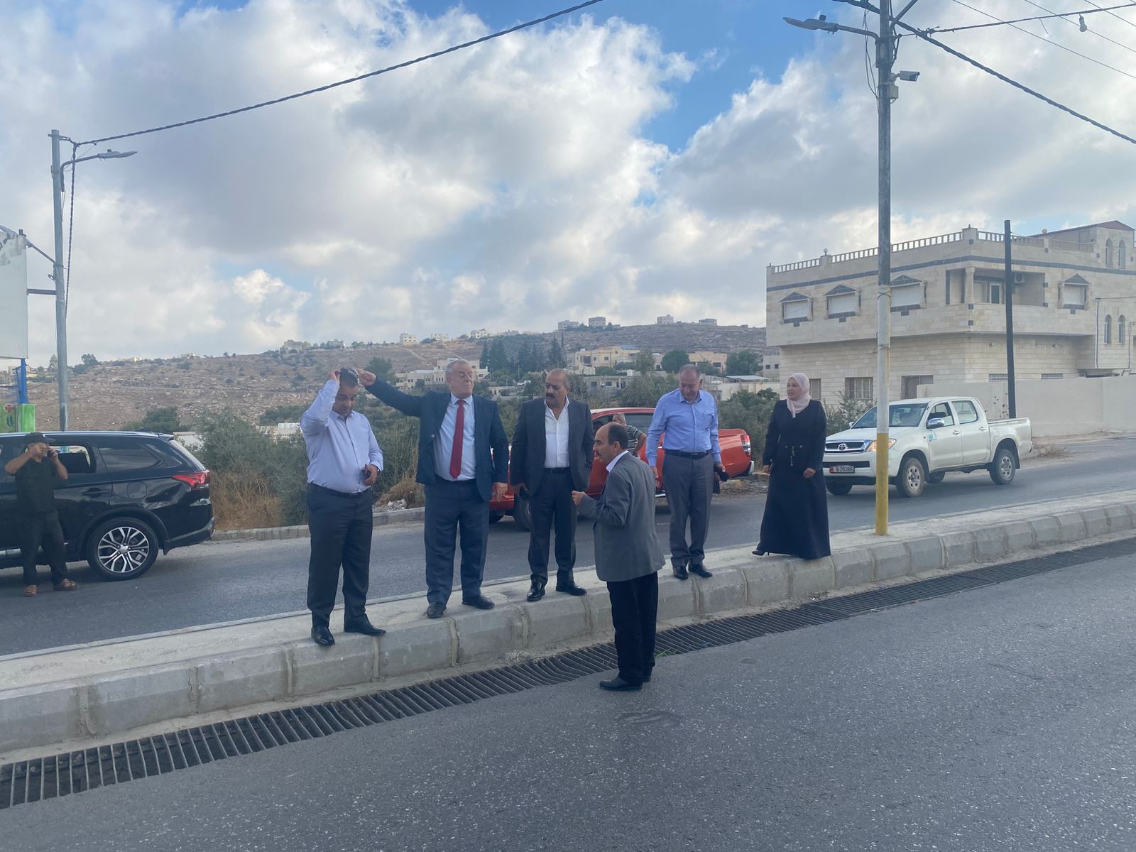 جولة ميدانية لمحافظ إربد للتأكد من جاهزية بعض المواقع التي تتعرض للفيضانات خلال فصل الشتاء .. شاهد الصور 
