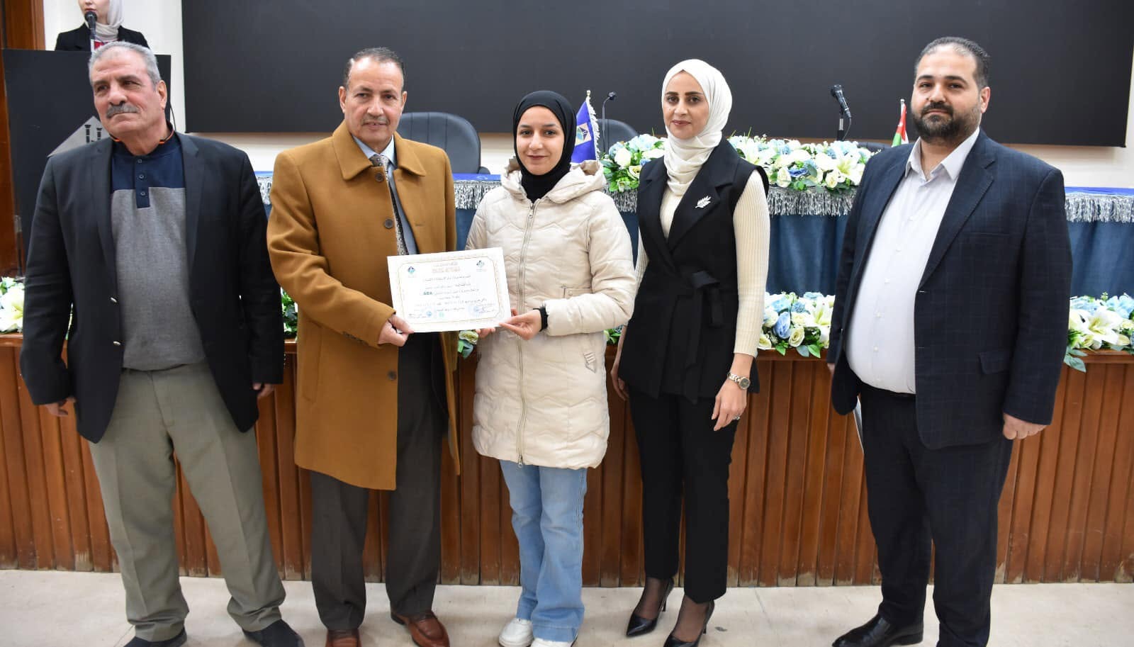 رئيس جامعة جدارا يرعى حفل تخريج دورة متخصصة 