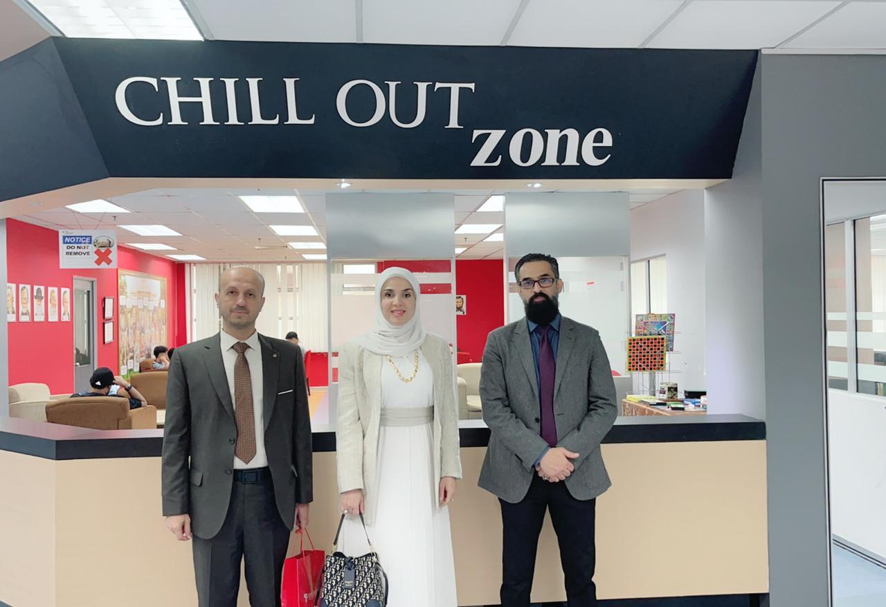 توقيع مذكره تفاهم بين جامعة جدارا ممثلة بنائب الرئيس وجامعة INTI International  University في ماليزيا.