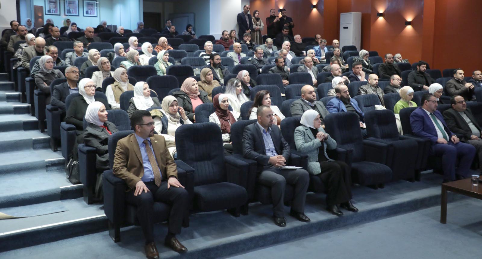 إطلاق برنامج التبادل المعرفي لتعزيز التعاون الحكومي وتطوير الكفاءات