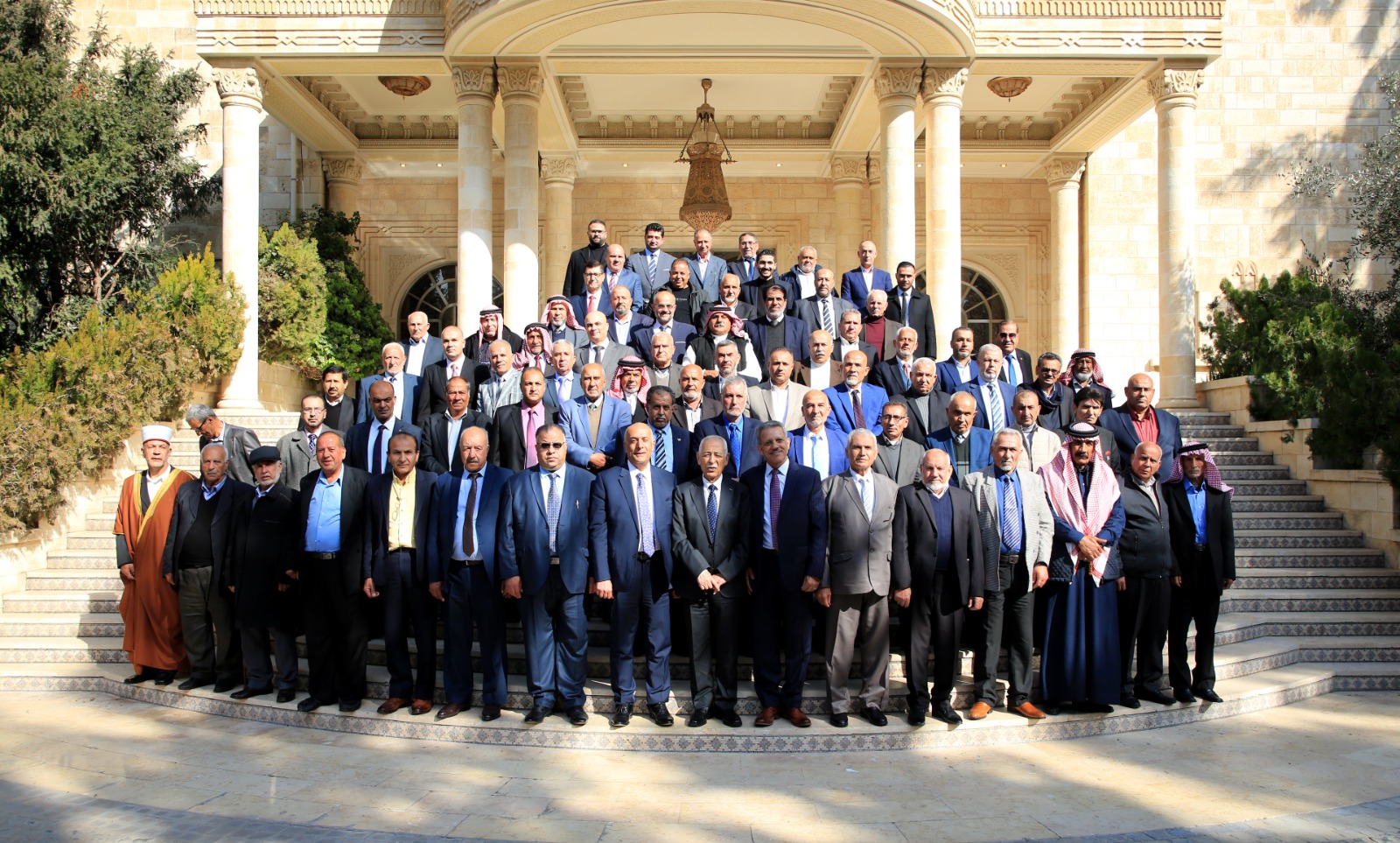 خلال لقائه فعاليات شعبية .. العيسوي: الأردن، بحكمة قيادته الهاشمية، عصي على جميع التحديات
