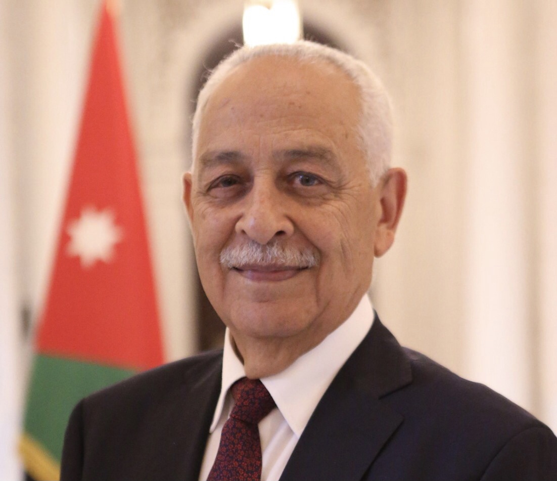 مندوبا عن الملك وولي العهد.. العيسوي يعزي الرقاد والنعيمات والمشيني