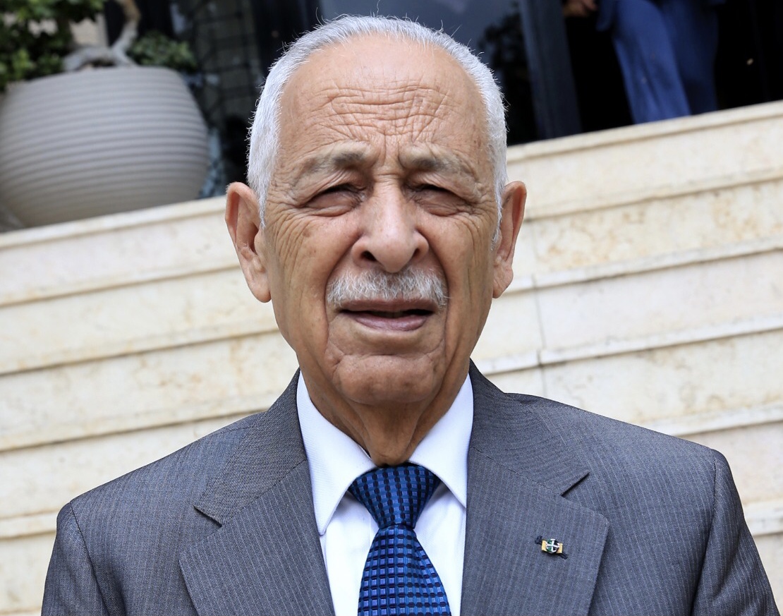 مندوبا عن الملك وولي العهد.. العيسوي يعزي العوايشة وأبو زيد والعربيات