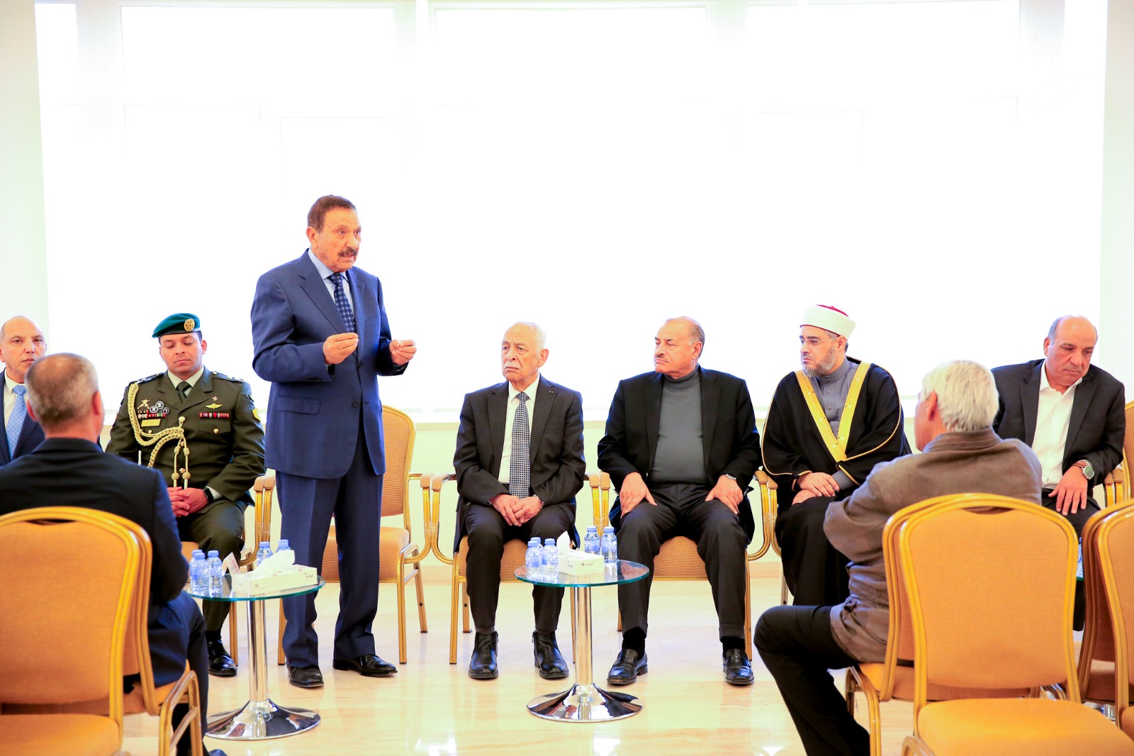 مندوبا عن الملك وولي العهد.. العيسوي يعزي اللوزيين