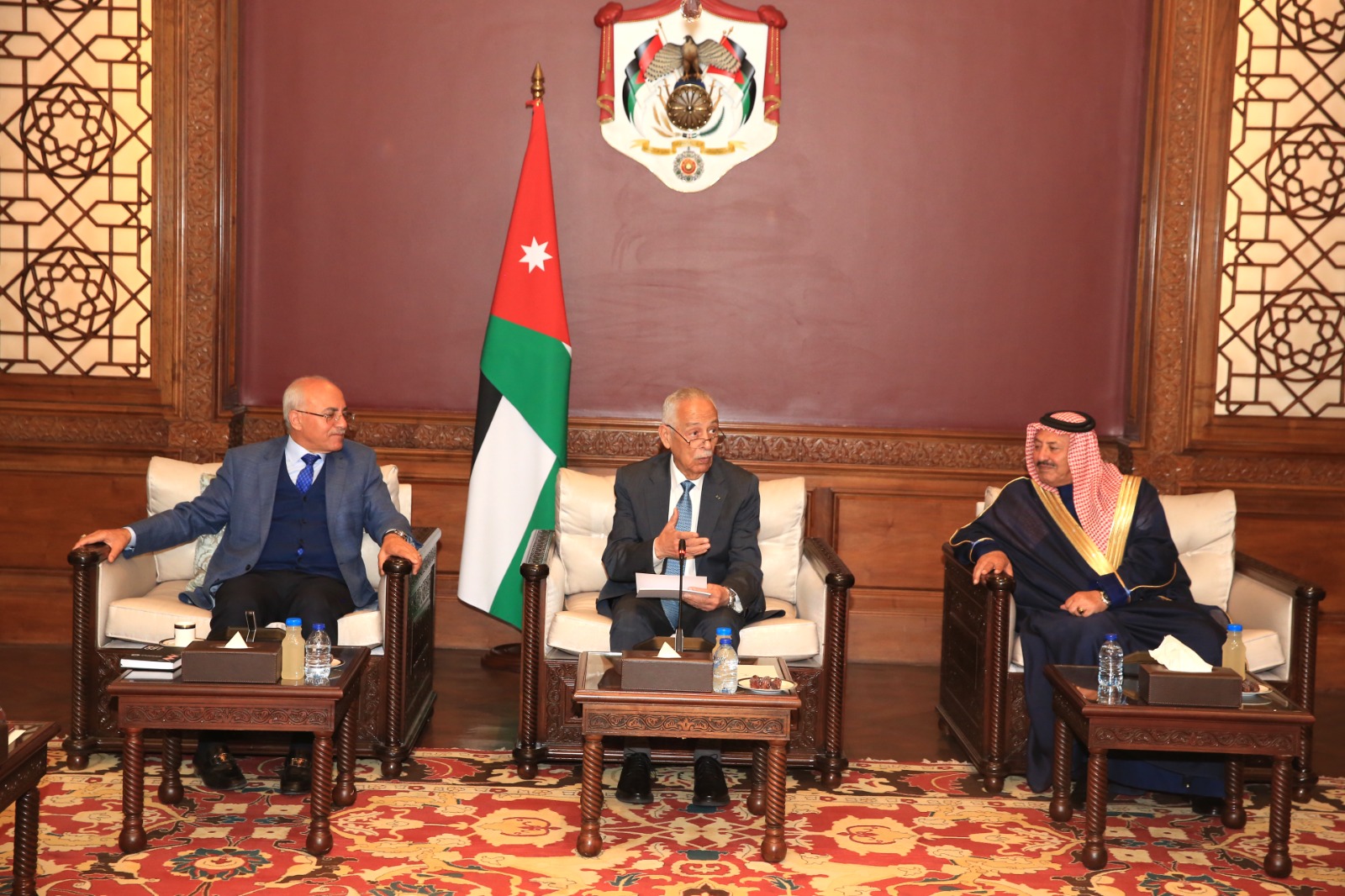 العيسوي يلتقي وفدين من المجلس العربي للموهوبين والمتفوقين ومجموعة قلعة نيوز