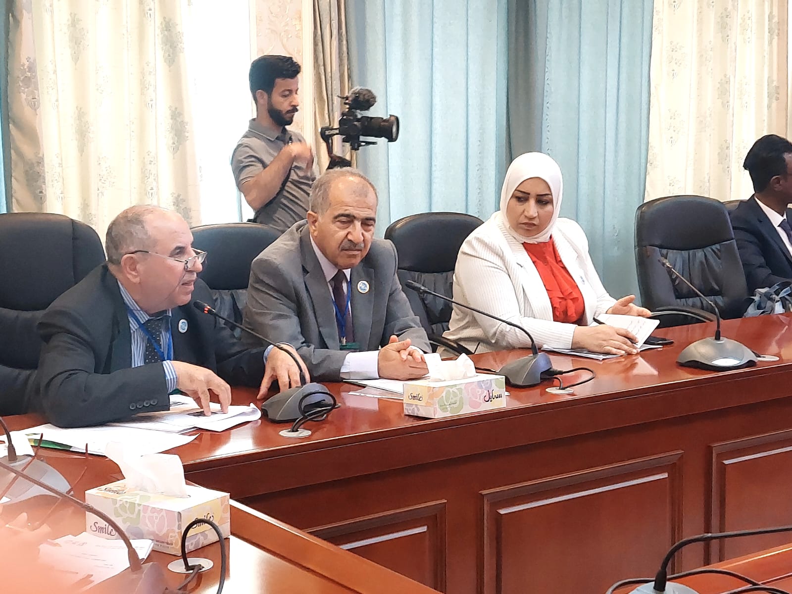 باحثان من جامعة جدارا يشاركان في مؤتمر الذكاء الاصطناعي والإعلام في العراق