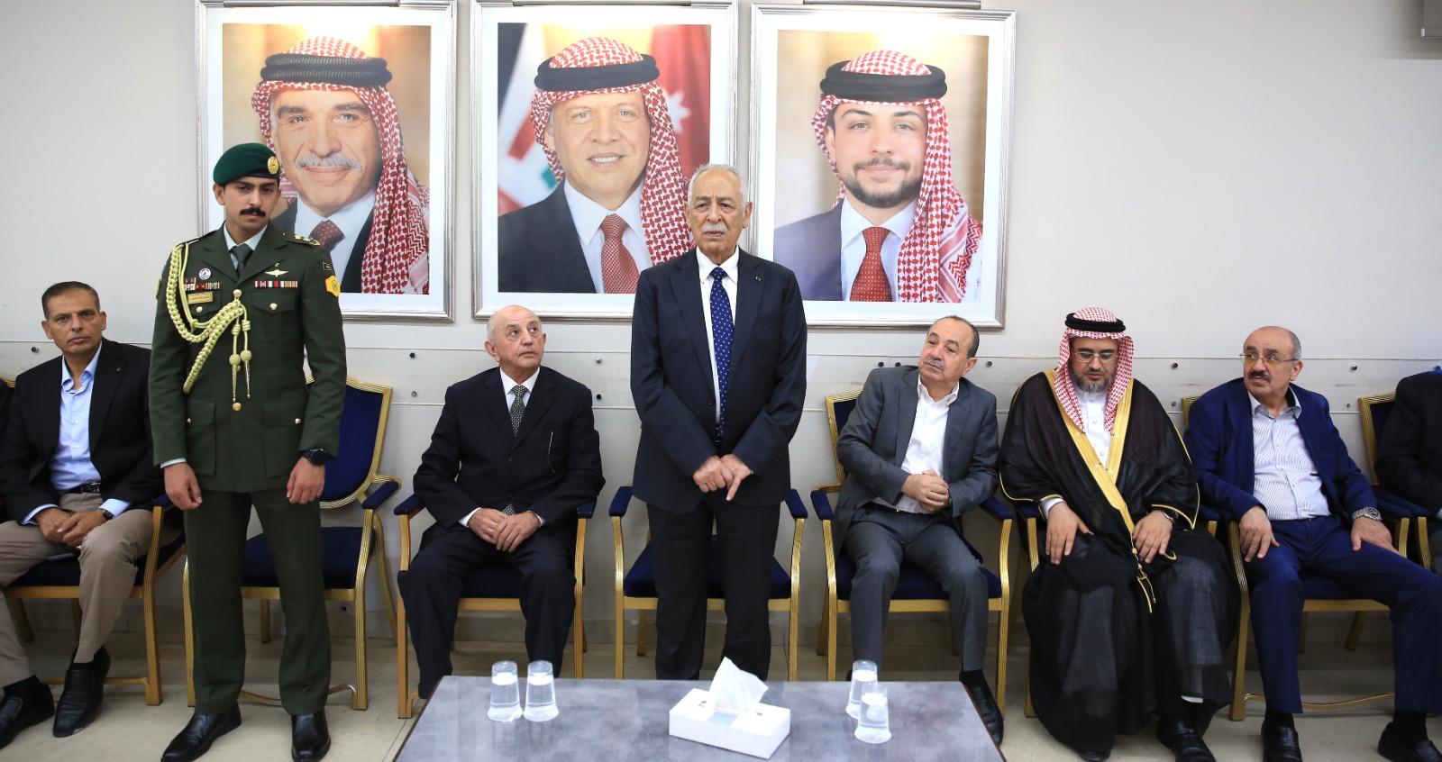 مندوبا عن الملك وولي العهد.. العيسوي يعزي الزبن/ بني صخر والسنكري والعزام