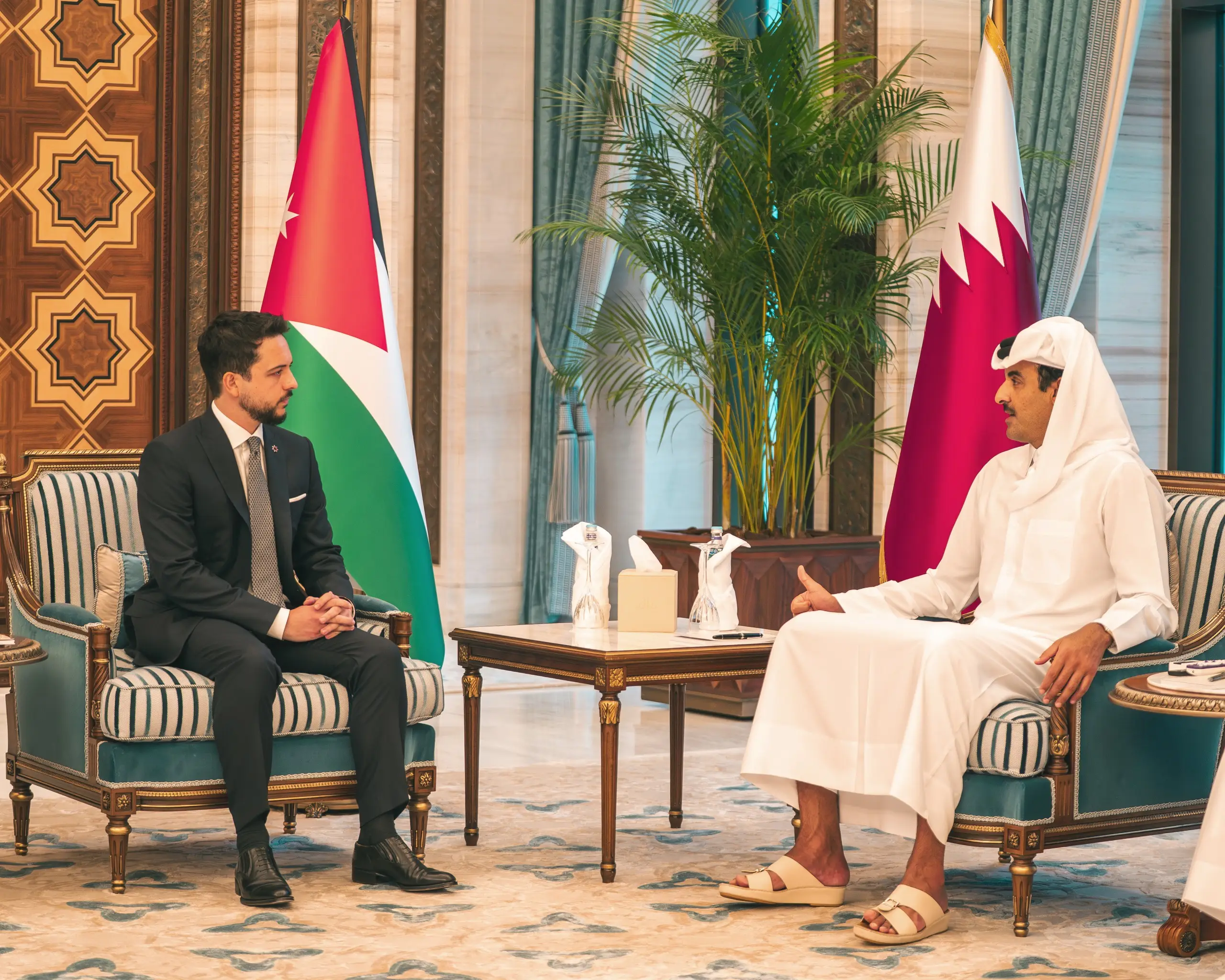 ولي العهد يلتقي أمير دولة قطر ويؤكد تضامن الأردن المطلق مع قطر في الحفاظ على أمنها واستقرارها