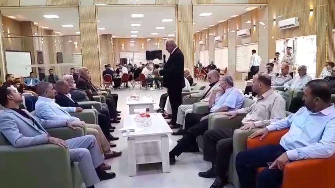 الدكتور مُعين الشناق يترأس جاهة في مضارب عشيرة  جادالله .. صور