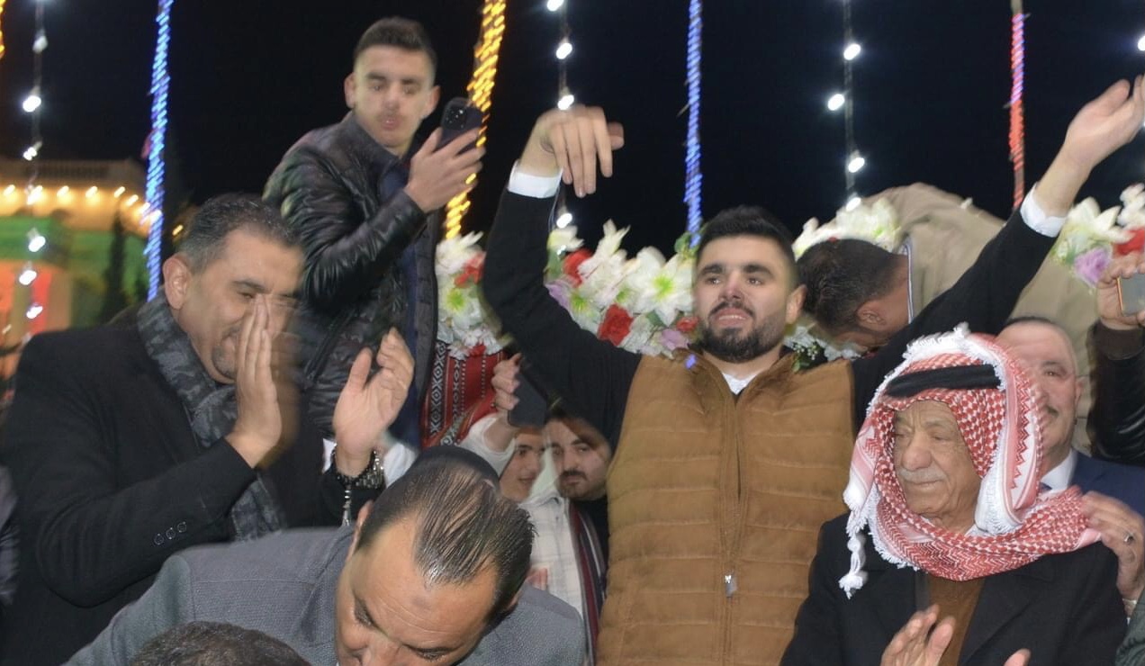 شاهد بالصور .. النائب خالد أبو حسان يقيم حفلاً مهيباً بمناسبة زفاف نجله "موسى" .. صور